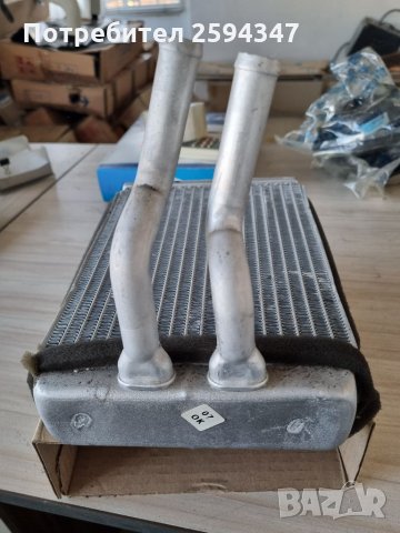 HYUNDAI H1 STAREX 2.5CRDI 2001-2006г РАДИАТОР ЗА ПАРНО , снимка 2 - Части - 35502442