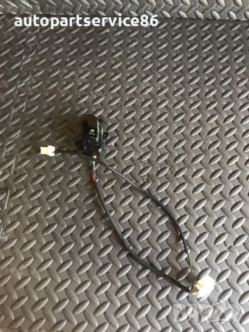 Превключвател за стъкло на задна дясна врата за KIA Opirus 3.5 (2006) 621W04730