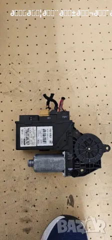 Моторче ел. стъклоповдигач Audi A8D3