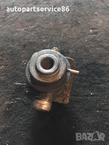 Вакуумен клапан за бензинов двигател за Mercedes C Class W203 (2003) A0021405860, снимка 2 - Части - 53877240