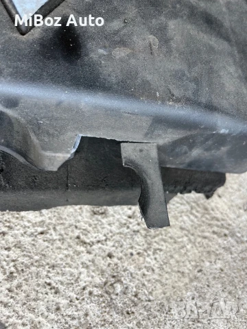 Декоративен капак двигател Мицубиши Аутлендър 2 Mitsubishi Outlander (2006-2012), снимка 3 - Части - 50826030