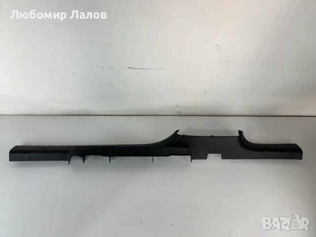 Десен вътрешен праг Сеат Алтеа Seat Altea (04-09)г. 5P0853372A 