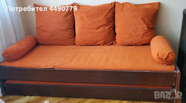 Легло Сандвич 82/190 см.с матраци с повдигаци крака + възглавници