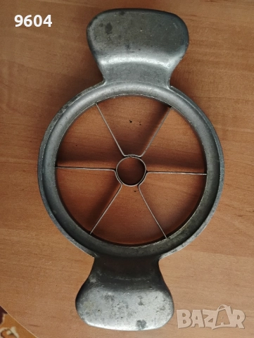 Ретро резачка за ябълки , снимка 1