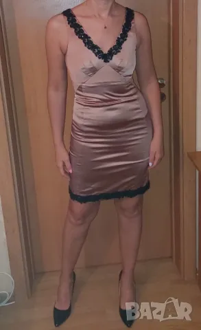 Официална рокля от сатен с пайети, снимка 3 - Рокли - 42069445