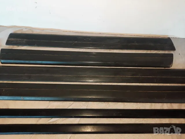 Оригинални пластмасови лайсни за Мерцедес 190 W201 Mercedes Benz 190 W201, снимка 4 - Части - 49007742