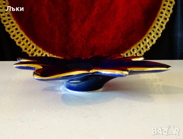 Порцеланов свещник,пепелник цвете,злато,кобалт. , снимка 2 - Антикварни и старинни предмети - 53989712