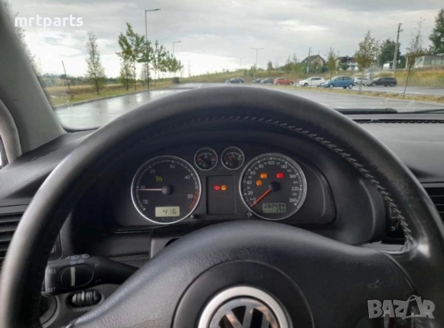 VW Passat 1.9 TDI 101 кс Highline , снимка 7 - Автомобили и джипове - 51963524