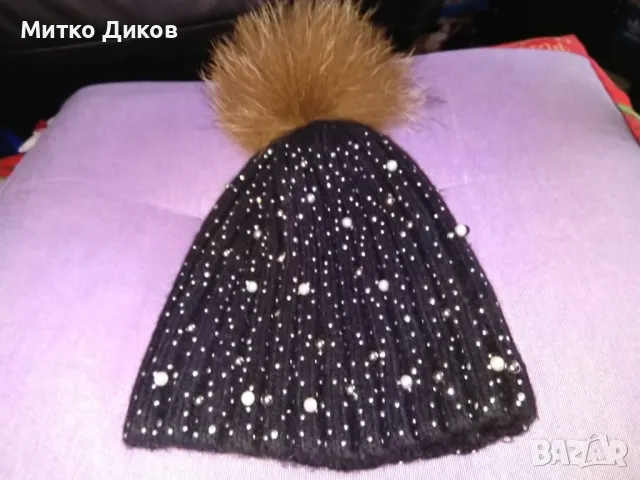 Женска зимна шапка с пискюл 25 процента вълна, снимка 6 - Шапки - 48757161
