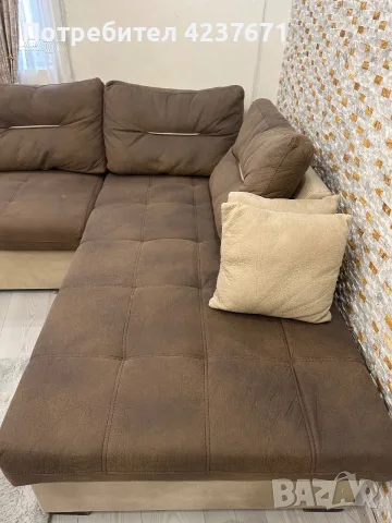 Продавам голям холов диван къто нов, снимка 7 - Дивани и мека мебел - 55874653