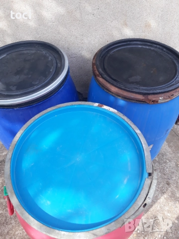 Пластмасови дебели и здрави бидони с капаци с метални скоби за съхранение на течности вино ракия, снимка 13 - Други стоки за дома - 51703813