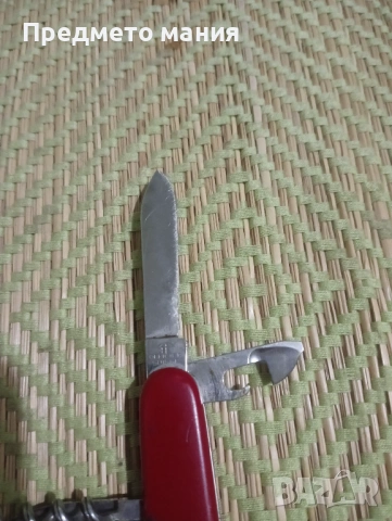 Лот от 3 ретро сгъваеми ножчета (Victorinox, Велико Търново и друг), снимка 4 - Ножове - 53939770