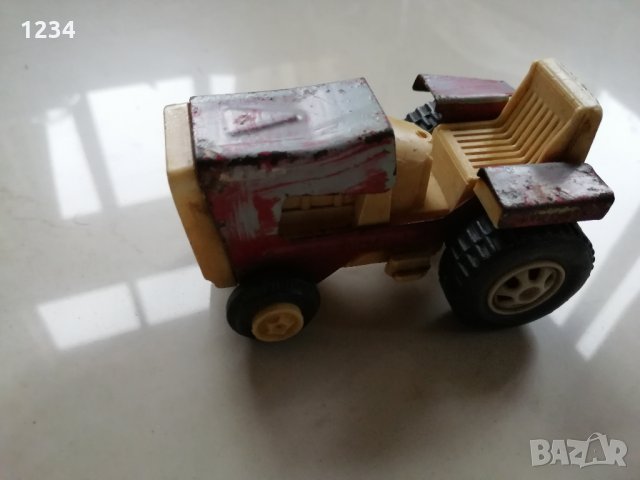 Старо ламаринено тракторче , снимка 5 - Коли, камиони, мотори, писти - 31234108