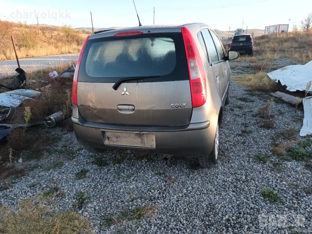Продавам митсубиши колт 1.5д на части, снимка 9 - Автомобили и джипове - 42887678