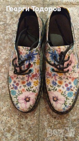 Dr.Martens flowers дамски обувки 42 номер носени един път, снимка 1 - Дамски ежедневни обувки - 38267938