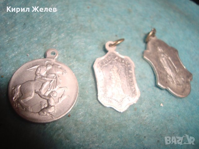 3 СТАРИ СРЕБЪРНИ или ПОСРЕБРЕНИ РЕДКИ КАТОЛИЧЕСКИ ИКОНКИ ДВУСТРАННИ РЕЛЕФНИ 26082, снимка 9 - Антикварни и старинни предмети - 35032416