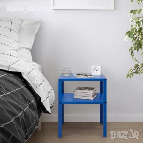 Нощно шкафче от стомана в син цвят, снимка 1 - Шкафове - 42552519