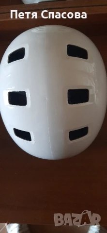 Каска,протектори и кънки , снимка 9 - Ролери, кънки - 50604958