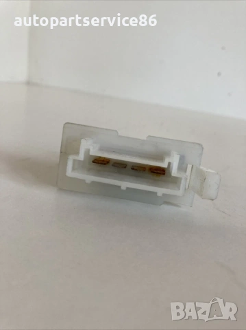 Резистор за нагревател за Mercedes A Class W169 A180 (2008) , снимка 2 - Части - 53876438