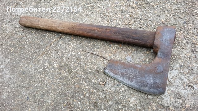 Кована брадва топор тежка