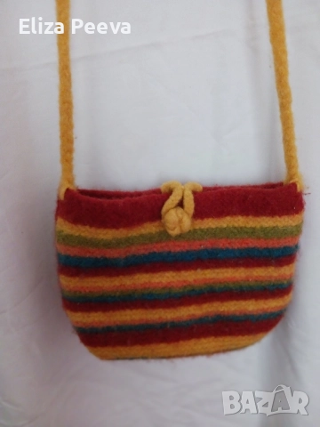 Дамска чанта, снимка 2 - Чанти - 52144800