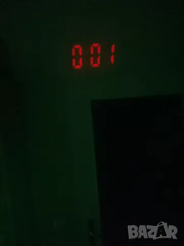 Часовник с прожекция THOMSON, снимка 6 - Стенни часовници - 50122702