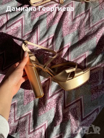 Обувки с дебел ток в розово злато, снимка 3 - Дамски обувки на ток - 35080836