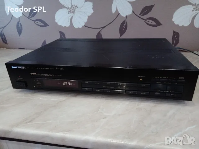 fm tuner pioneer radio , снимка 5 - Аудиосистеми - 56467576