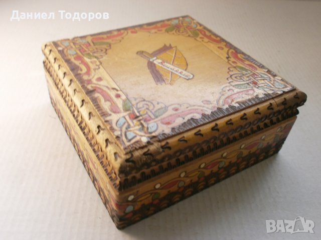 Стара  Дървена Табакера, Дървена  Кутия с Пирограф , снимка 8 - Табакери - 38384343