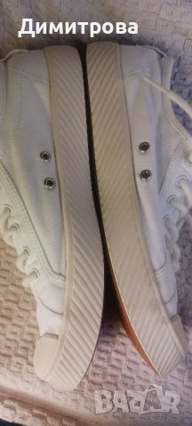 Нови дамски/детски кецове Palladium 38 номер 