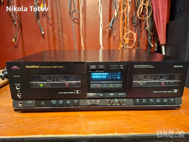 Продава се двукасетен дек Goldstar GSW-9320. 