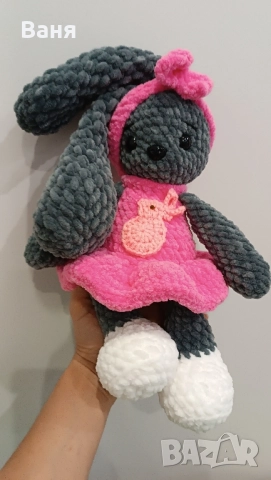 Ръчно плетено зайче, снимка 7 - Плюшени играчки - 51883402