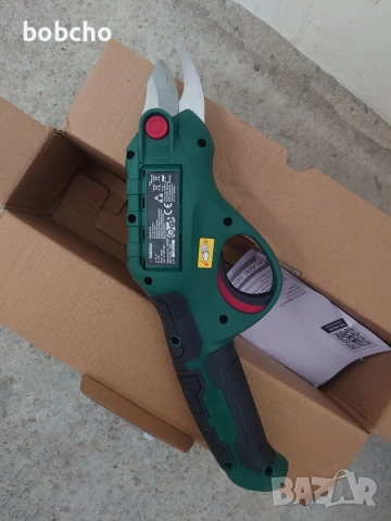 Акумулаторна ножица Parkside, снимка 6 - Градинска техника - 53918134