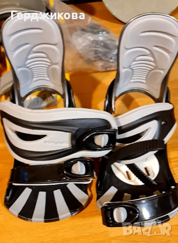 Сноуборд Morrow с два чифта автомати, снимка 4 - Зимни спортове - 53048512