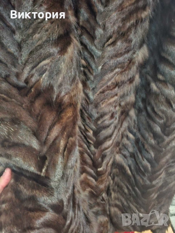 Палто от лисица, снимка 11 - Палта, манта - 53225841
