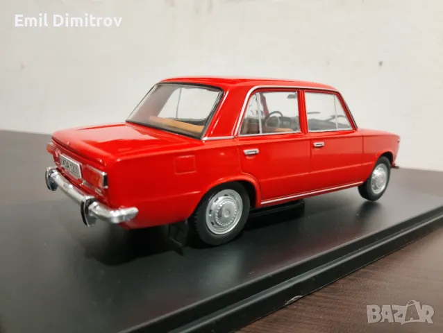 Колекционерско моделче на ВАЗ-2101, Жигули, в мащаб 1:24, снимка 6 - Колекции - 39713720