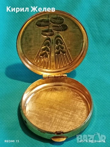 Винтидж златиста кутия много красив стилен дизайн 52183, снимка 3 - Други ценни предмети - 52481389