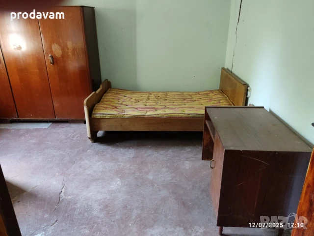 ГОЛЯМА ДВУ-ФАМИЛНА ТУХЛЕНА къща + 2 ПАРЦЕЛА за продажба в село Яздач - СПЕШНО - ИЗГОДНО, снимка 8 - Къщи - 49209964