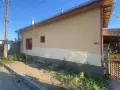 продавам къща в Долни Дъбник близо до центъра продава се от собственик , снимка 2