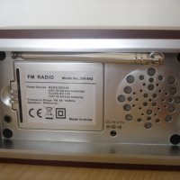 Продавам радио часовник колекционерски., снимка 8 - Радиокасетофони, транзистори - 40079136
