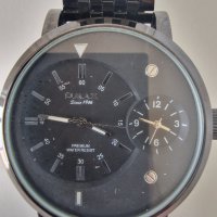 Часовник   QMAX   Since 1946 , снимка 2 - Мъжки - 42044389