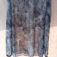 Продавам дамска блуза., снимка 1 - Блузи с дълъг ръкав и пуловери - 42878986