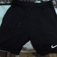 мъжки спортни бермуди Nike S размер, снимка 1 - Къси панталони - 37044853