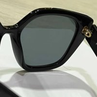 Продавам Дамски Слънчеви Очила Prada, снимка 3 - Слънчеви и диоптрични очила - 40842036