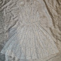 Елегантна къса рокля р-р 12А, 146-152 см, снимка 6 - Рокли - 40854755