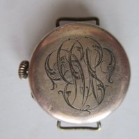Стар ръчен часовник с позлата , монограм, снимка 2 - Антикварни и старинни предмети - 37919619