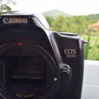 Фотоапарат Canon EOS 500 , снимка 3 - Фотоапарати - 33736203