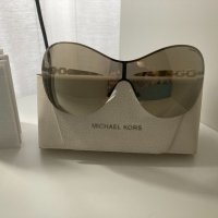 Слънчеви очила на Michael Kors, оригинални, снимка 13 - Слънчеви и диоптрични очила - 31291679