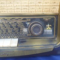 GRUNDIG 1055W/3D  1955г  Радио, снимка 6 - Радиокасетофони, транзистори - 29515915