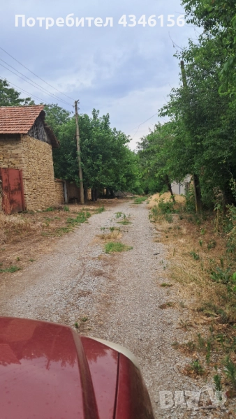 Дворно място, снимка 1
